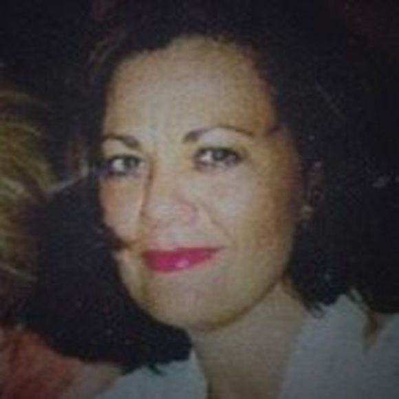 Meet your Posher, Claudia - Picture 1 of 1